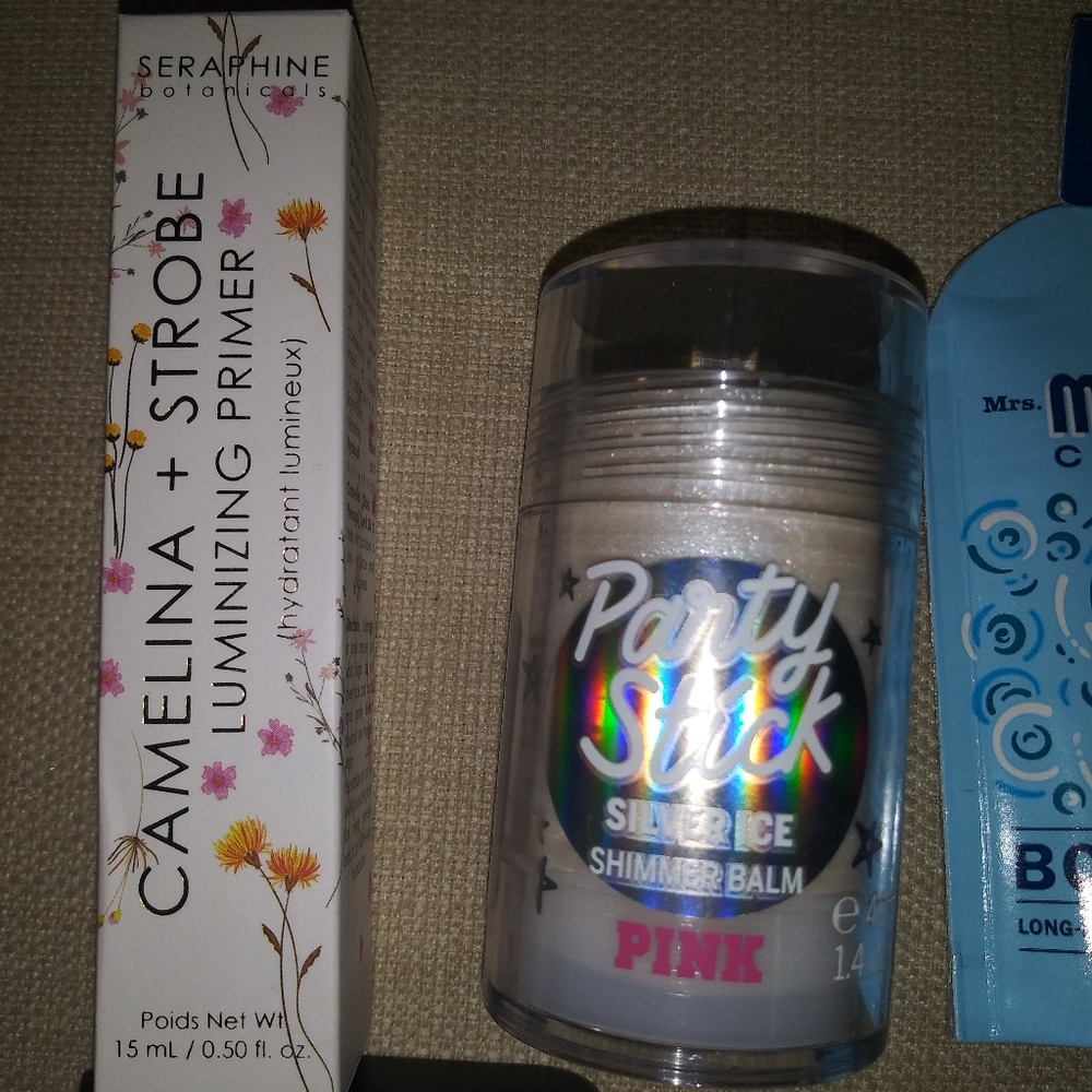 Makeup bundle